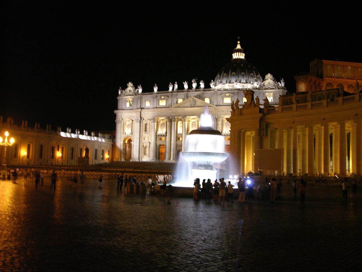 Lilli Vatican White Domus Rome Exterior photo